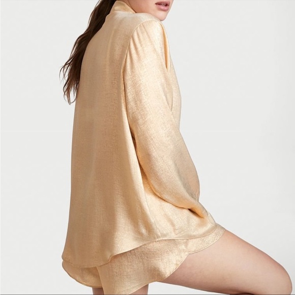Victoria's Secret Satin Long-Sleeve Short Pajama Set Gold Foil Small NEW - Picture 3 of 4